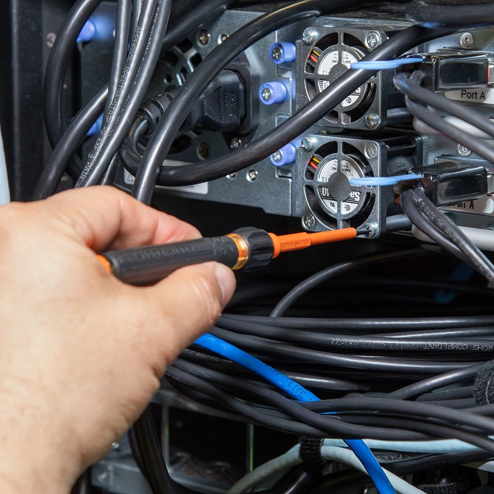 KLEIN TOOLS 32584INSR набор изолированных прецизионных отверток 8-в-1, 1000 В, с чехлом
