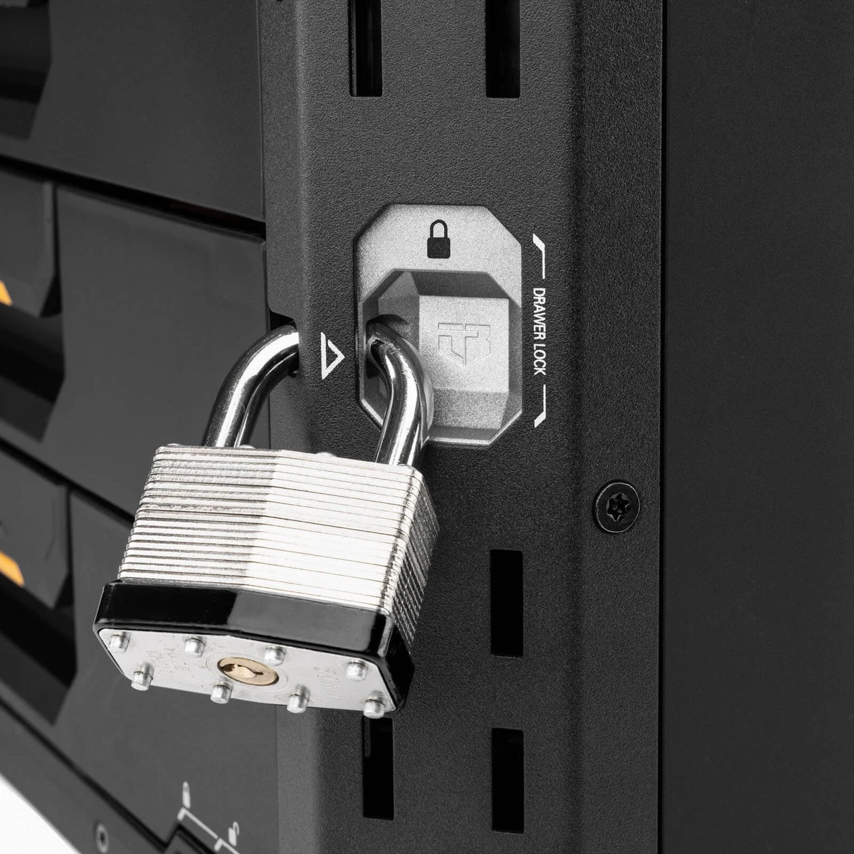 TOUGHBUILT TB-B1-D-R91 Ящик для инструмента на колесах с 1 выдвижной секцией STACKTECH XL